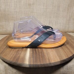 UGG Tuolumne Flip Flops Women's Size 8 Black Leather Thong Sandals Casual Beachy